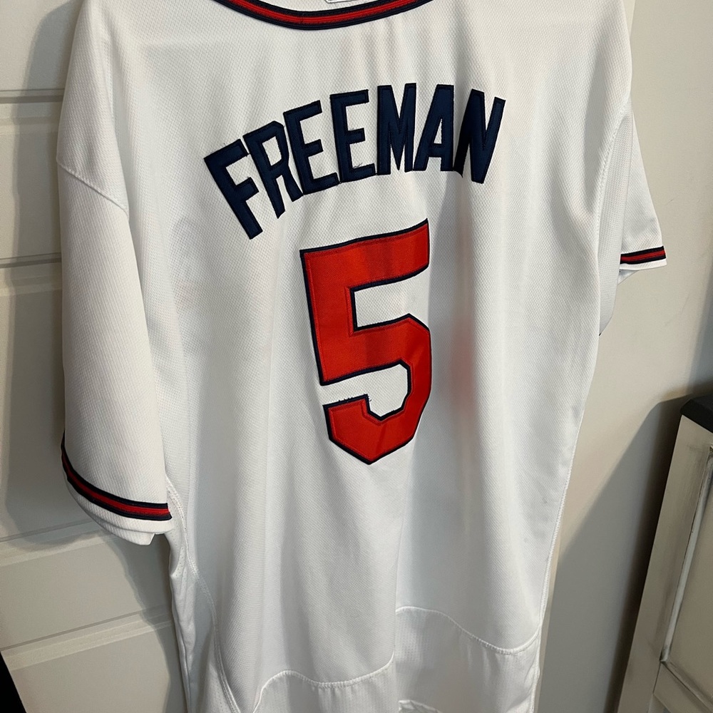 Atlanta Braves Freddie Freeman Jersey!! XL!!